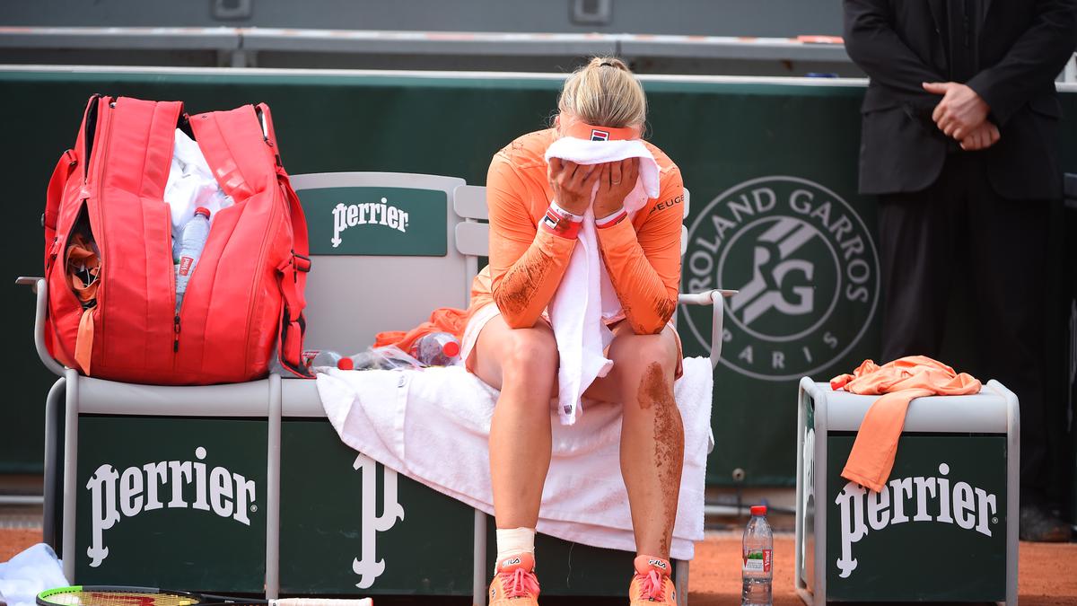 Errani accuses wheelchair-bound Bertens of exaggerating injury