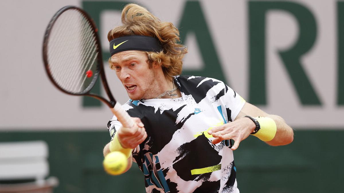 Rublev eases past Anderson to reach fourth round in Paris