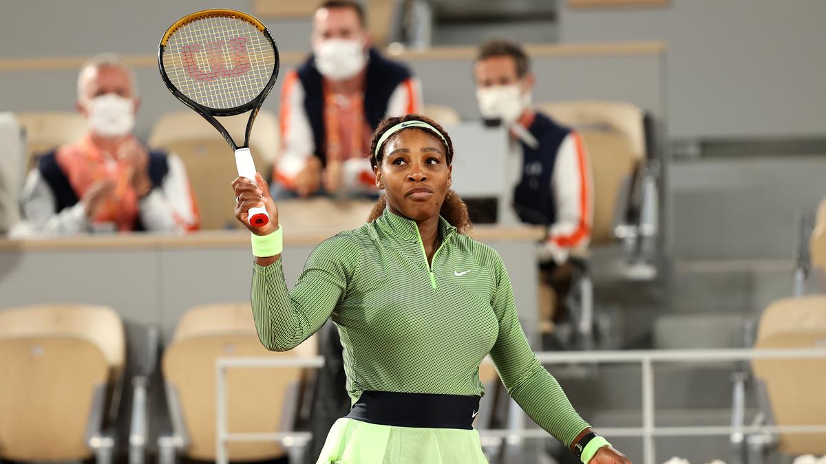 Serena Williams survives scare in French Open's first night match