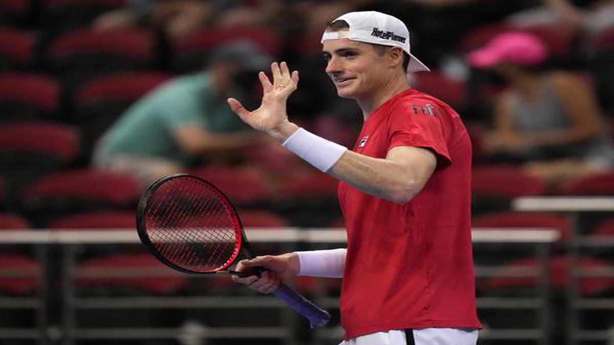 John Isner gives U.S. early lead over Canada at ATP Cup