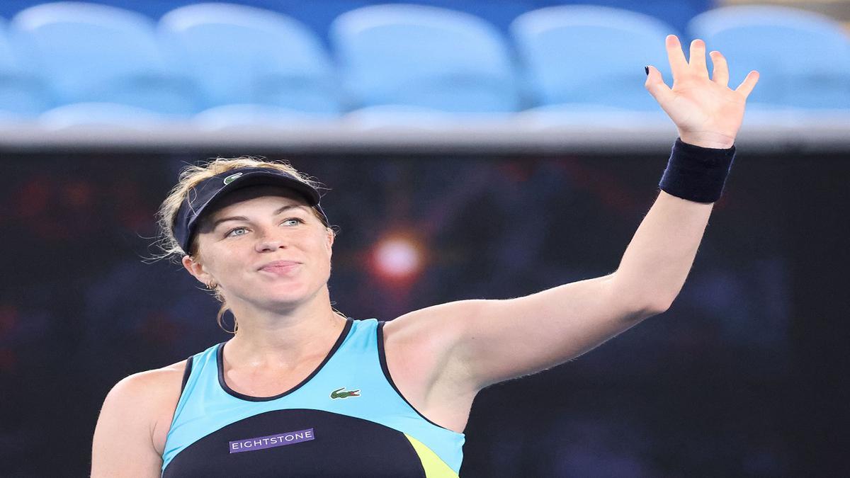 Pavlyuchenkova advances at Australian Open tuneup event