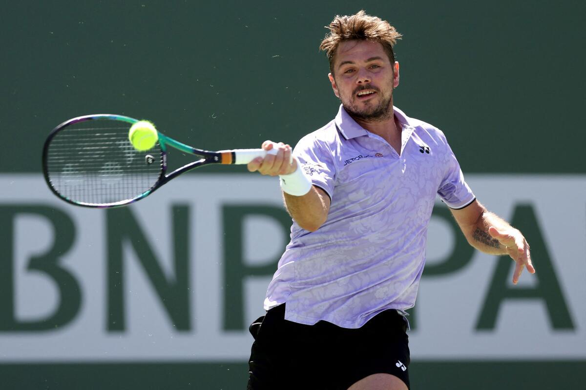 Fit-again Stan Wawrinka hopes to fight on after return to top 100