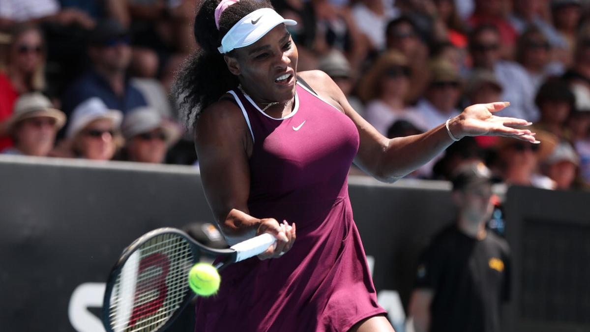 Serena donates signed dress to Australian bushfire appeal