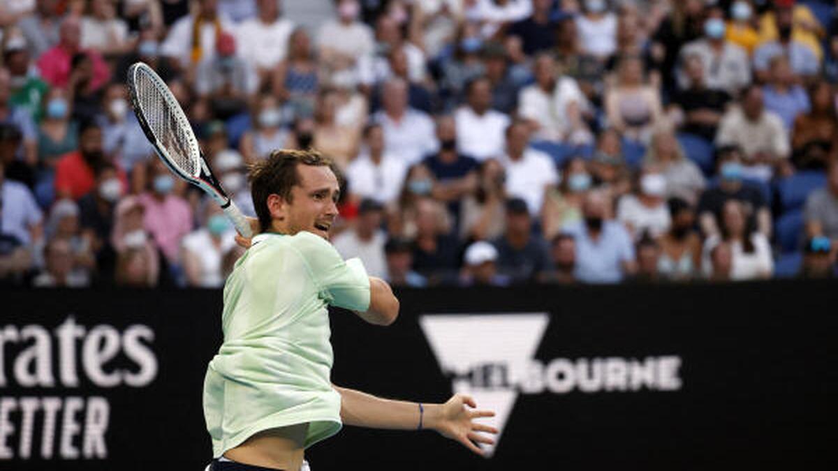 Daniil Medvedev hits out at low IQ fans as he reprises role as crowd villain