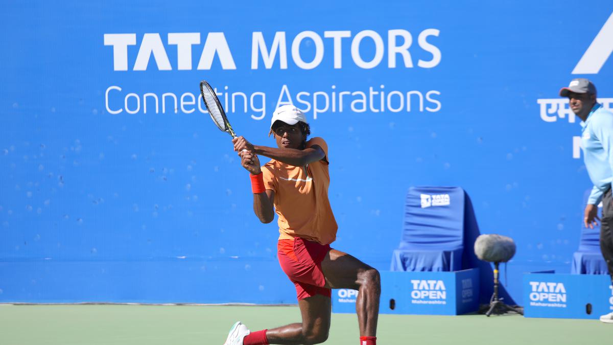 Tata Open Maharashtra: Ymer stuns top seed Karatsev