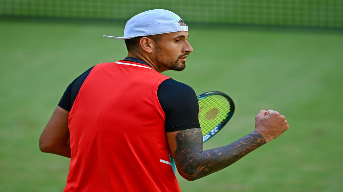 Kyrgios digs into his bag of tricks to reach Halle semi-finals