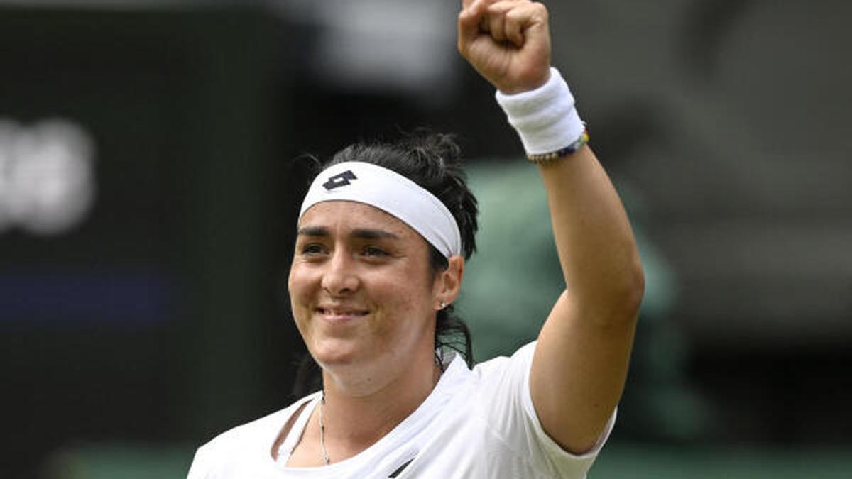 Wimbledon 2022: Jabeur, Watson progress to fourth round