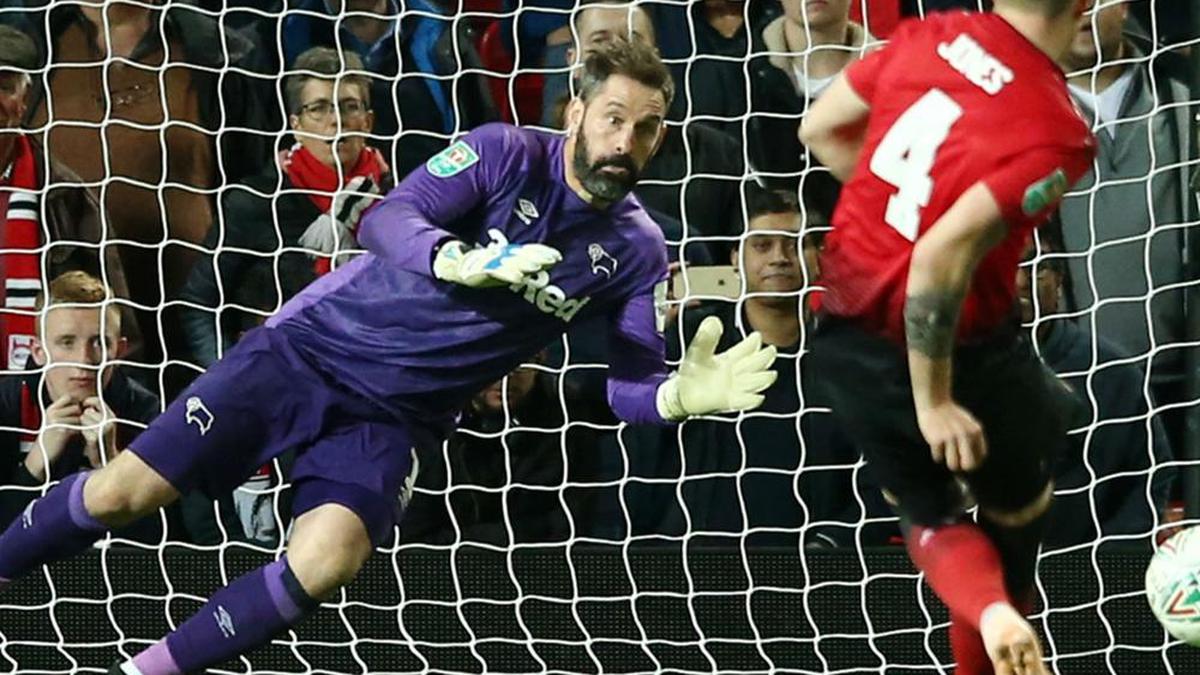 Manchester United's penalty woe continues