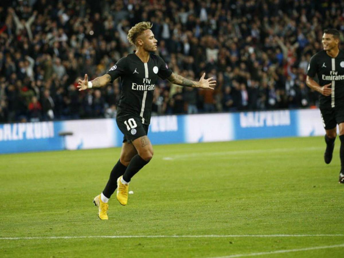 Neymar turns on style with hat-trick as PSG beat Red Star 6-1