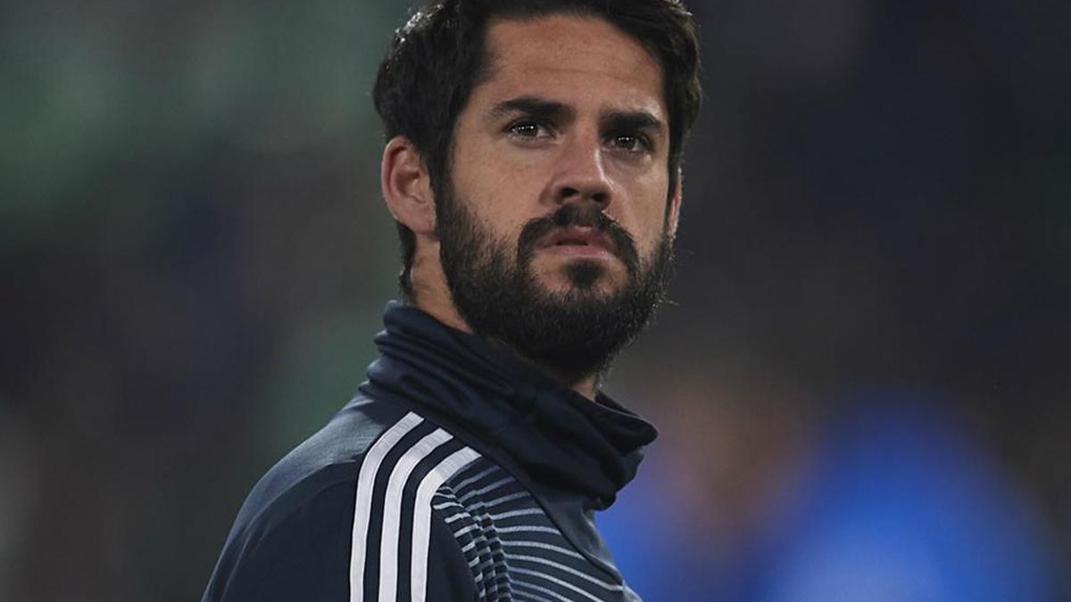 Real Madrid star Isco left out of Spain squad