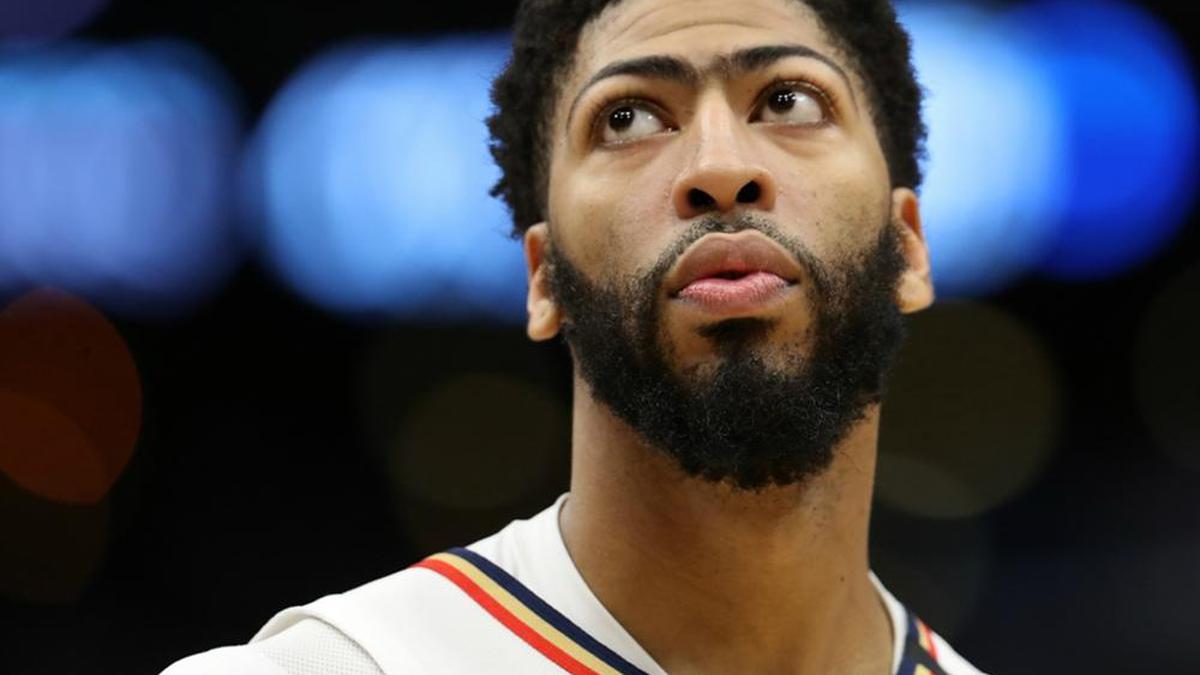 Anthony Davis discusses playing with Lakers, LeBron