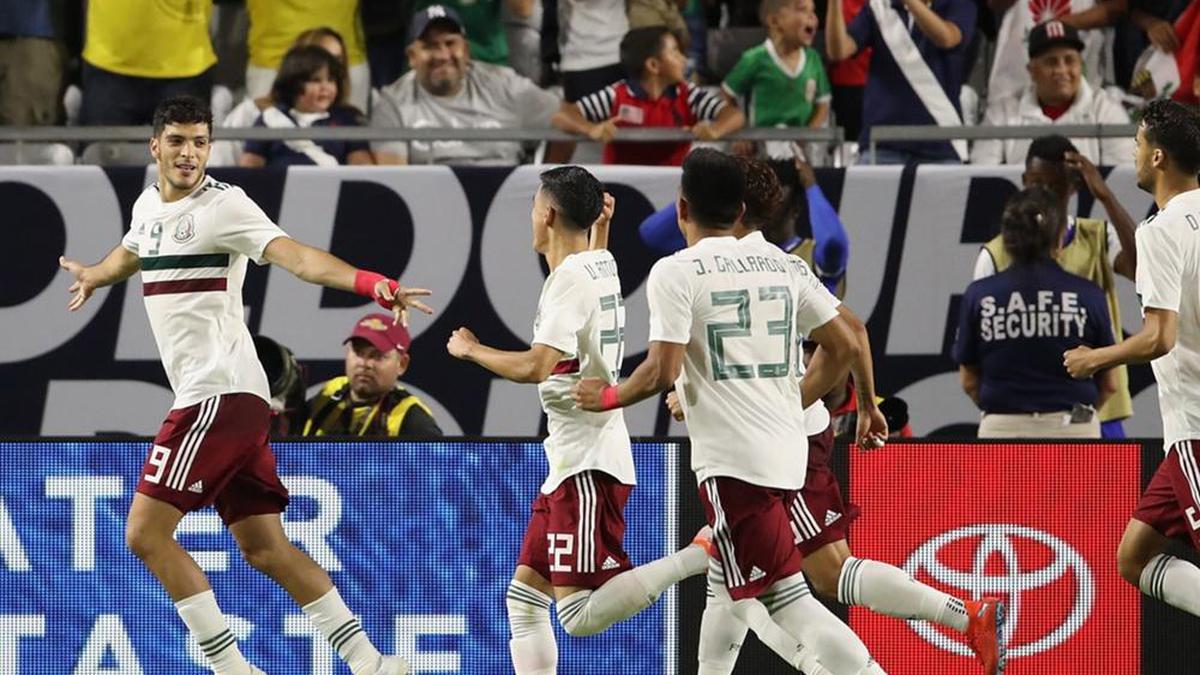 Gold Cup: Raul Jimenez penalty takes Mexico into final