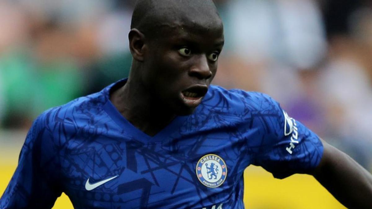 Gianfranco Zola explains Maurizio Sarri's decision to play N'Golo Kante in right-sided Chelsea role