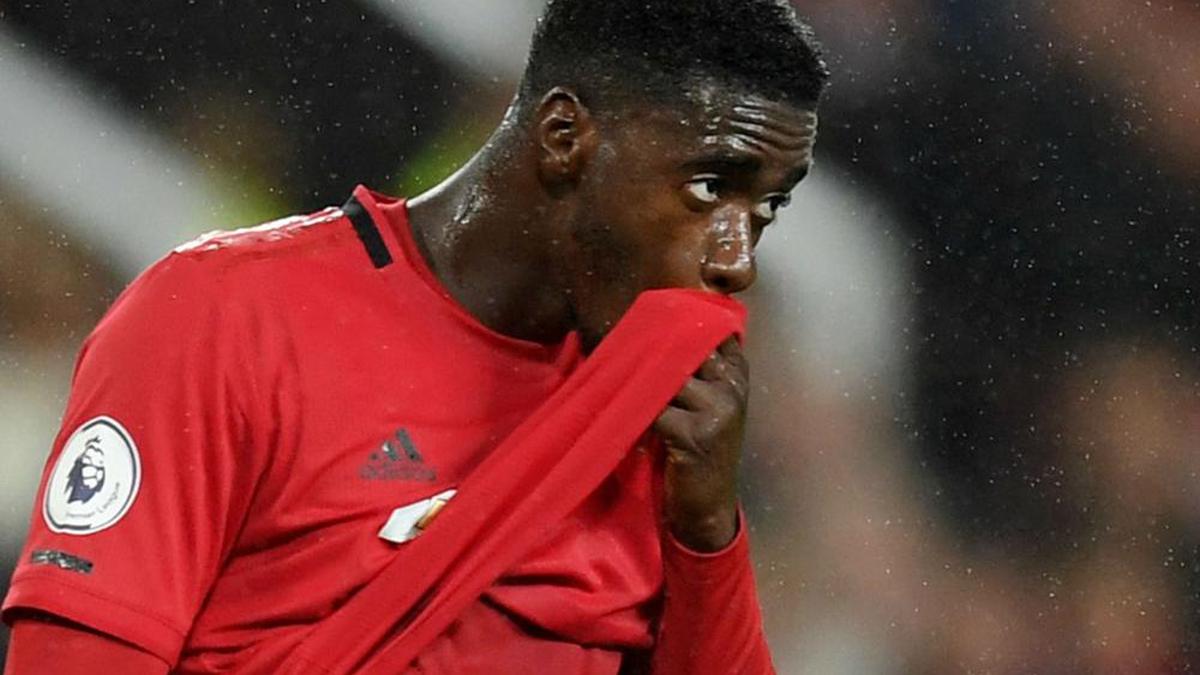 Man United's Tuanzebe suffers more online racist abuse