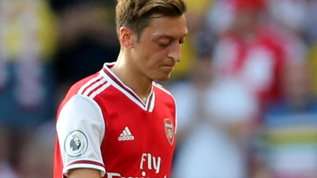 Freddie Ljungberg's parting shot at Arsenal star Ozil