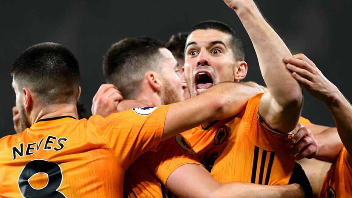 Premier League: Wolves stuns Manchester City 3-2