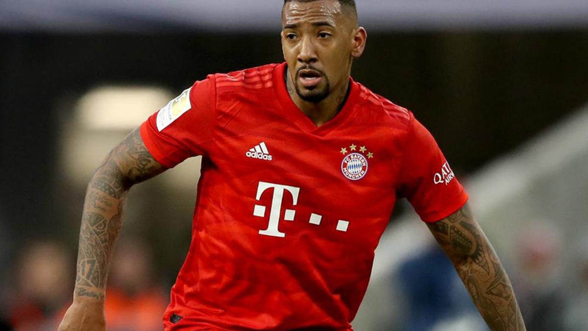 Boateng will have final say on his Bayern future - Flick