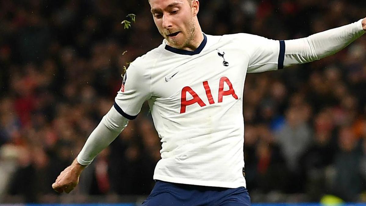 Mourinho: Eriksen should leave Tottenham with head held high