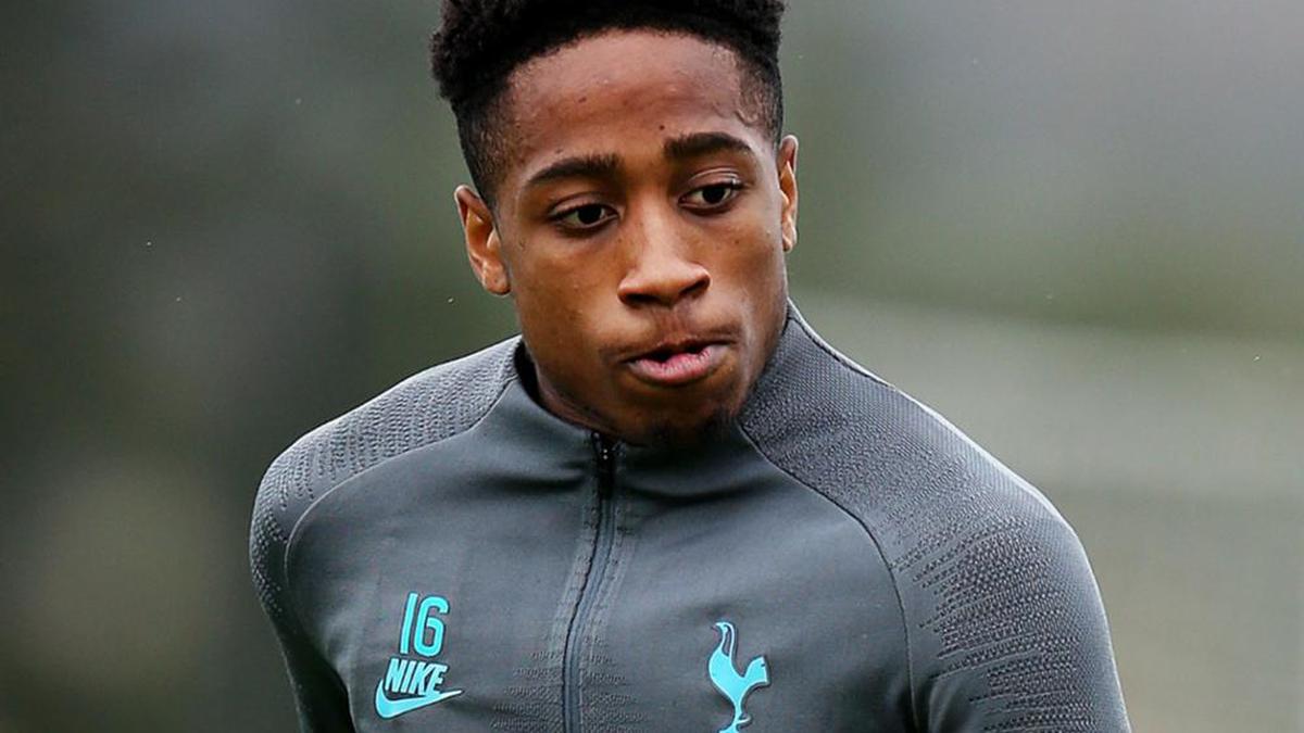 Southampton signs Kyle Walker-Peters on loan from Tottenham