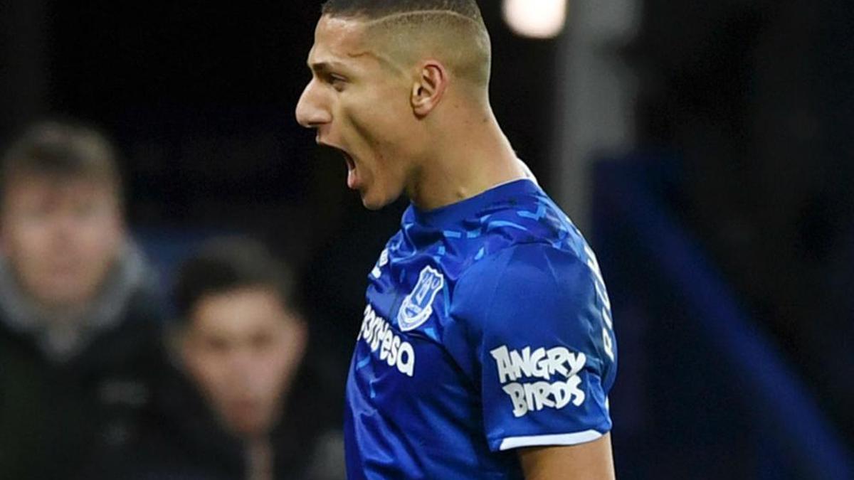 Carlo Ancelotti: Everton has no plans to sell Barcelona-linked Richarlison