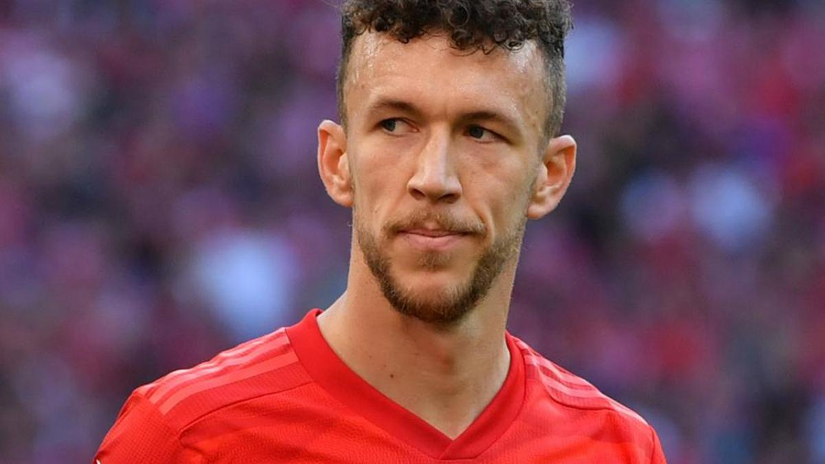 Bayern's Perisic suffers broken ankle in training