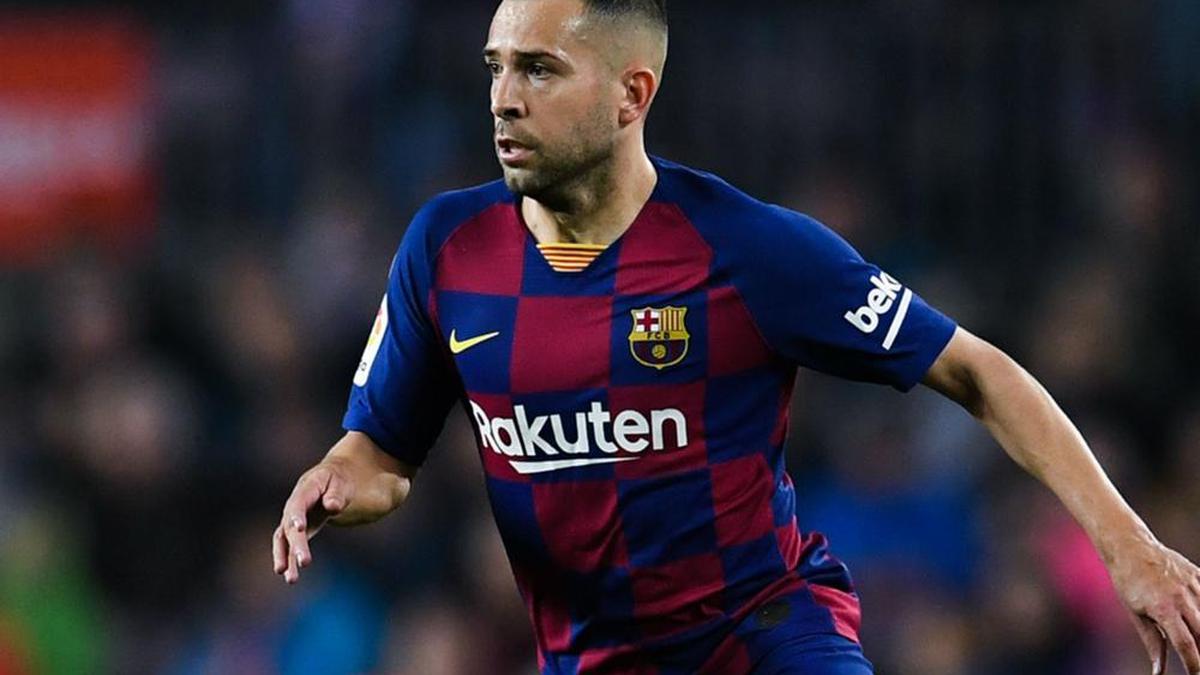 Barcelona get enough s*** thrown at them - Alba on Abidal