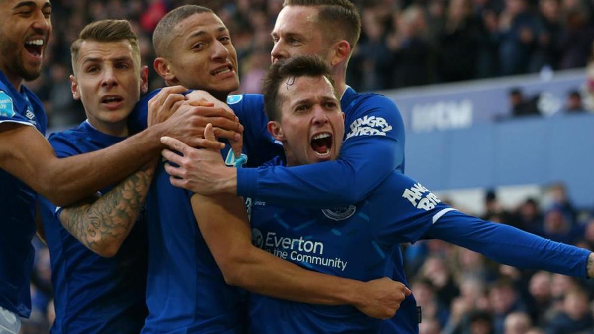 Premier League: Everton renaissance continues, Mariappa own-goal costs Watford