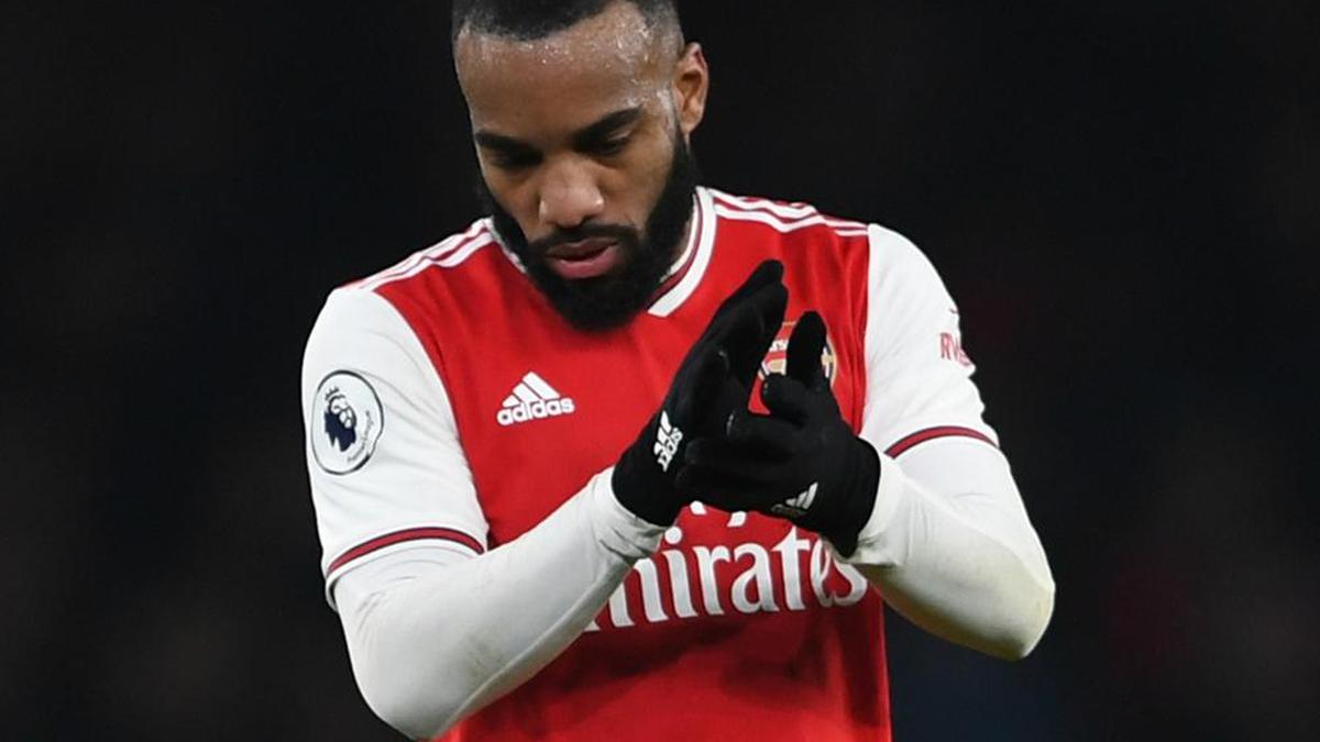 Lacazette stay not dependant on Arsenal's Champions League fate