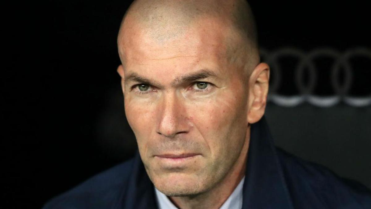 Zidane plays down Juve talk but offers no guarantees on Madrid future