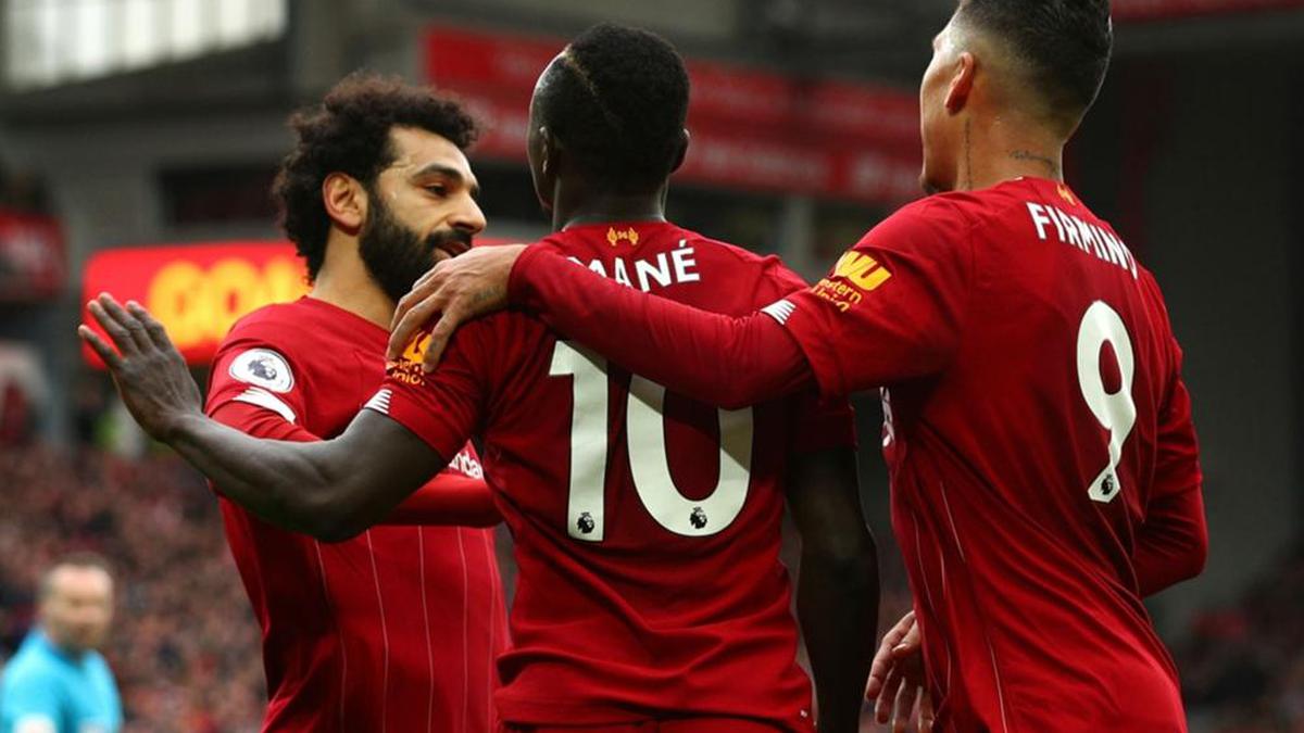 Liverpool 2-1 Bournemouth: Mohamed Salah and Sadio Mane clinch record-breaking Premier League win