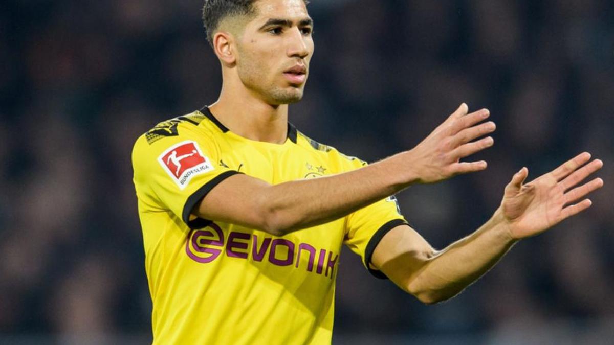 Achraf Hakimi hasn't signed new Real Madrid deal, agent insists